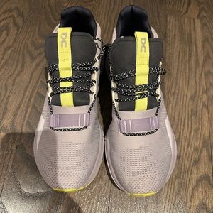 Cloudnova sneaker Brand new Women size 11